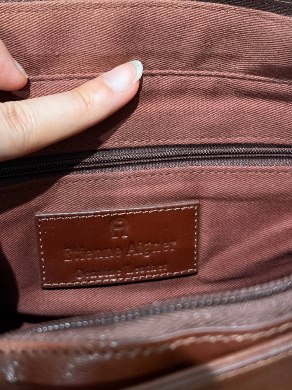 Vintage Etienne Aigner Bag - Picture 7 of 9